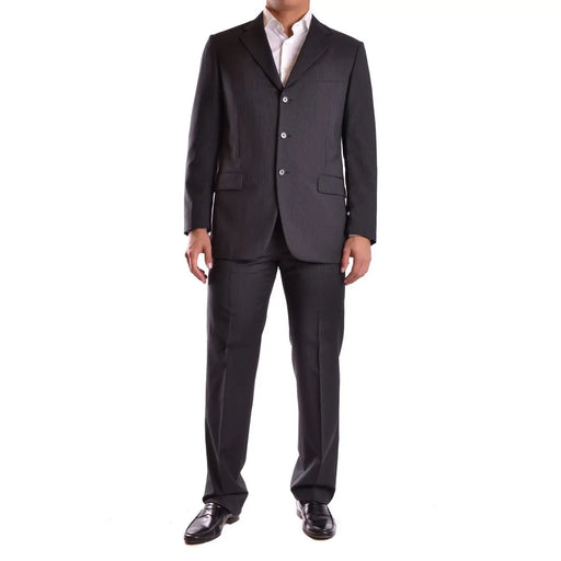 Costume Burberry pour homme en laine noire à fines rayures, coupe ajustée, trois boutons et texture subtile.