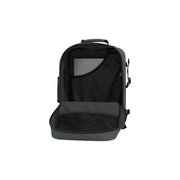 Sac à dos classique Cabin Zero pour homme, noir et gris foncé, avec compartiment pour ordinateur portable, compartiment principal zippé et bretelles réglables.