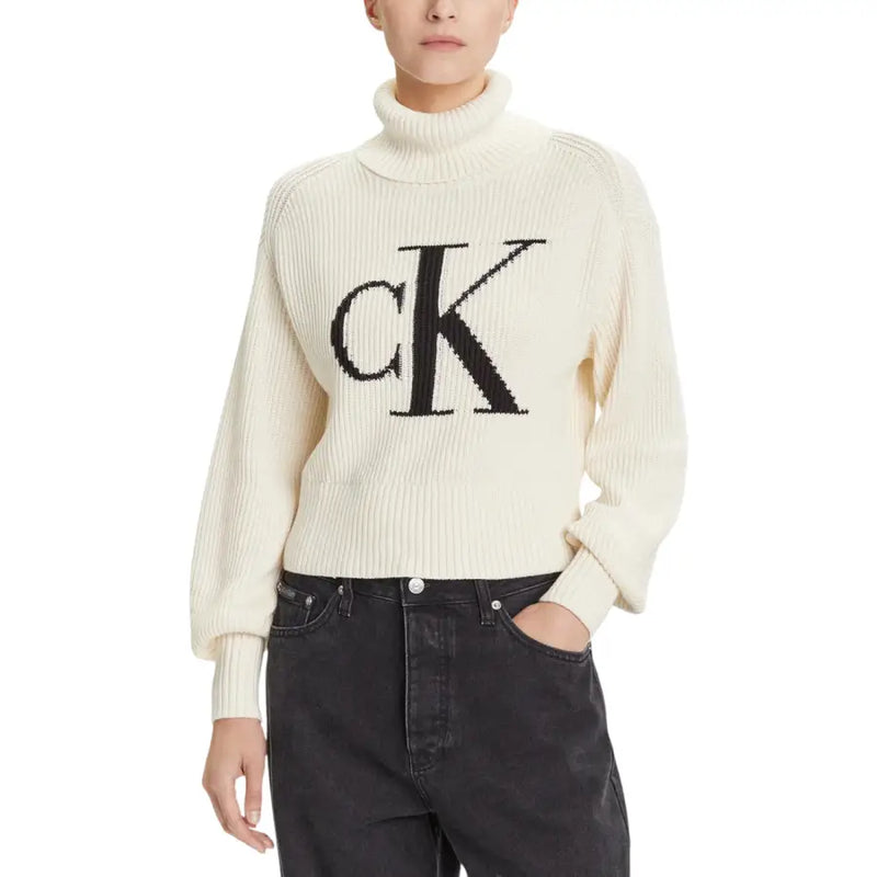 Calvin Klein Jeans Pull à col roulé côtelé crème avec logo CK noir