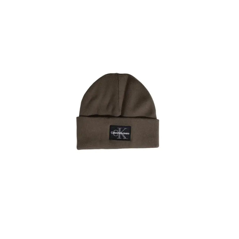 Olive green calvin klein beanie with logo patch.