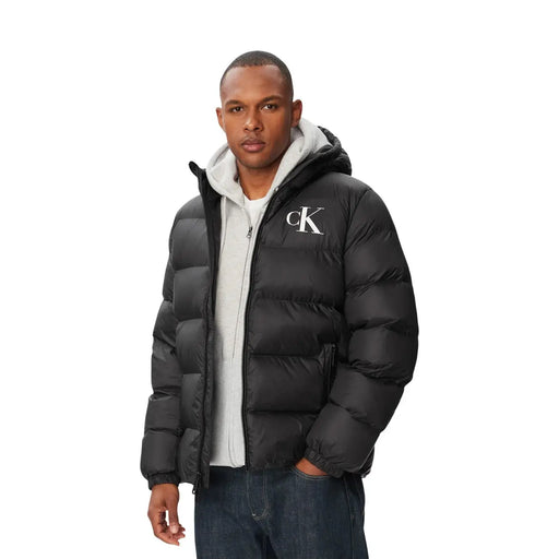 Calvin Klein Jeans Veste pour homme noire avec logo CK blanc et capuche doublée de gris, vue de face