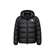 Calvin Klein Jeans Veste noire pour homme à capuche avec logo CK blanc sur la poitrine, vue de face