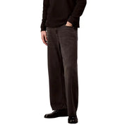 Calvin Klein Jeans Jean baggy pour homme en denim lyocell viscose gris foncé, coupe large et effet délavé subtil.