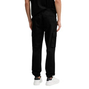 Calvin Klein Jeans Pantalon cargo noir pour homme, automne-hiver, en mélange de coton, avec taille élastiquée et poches latérales.