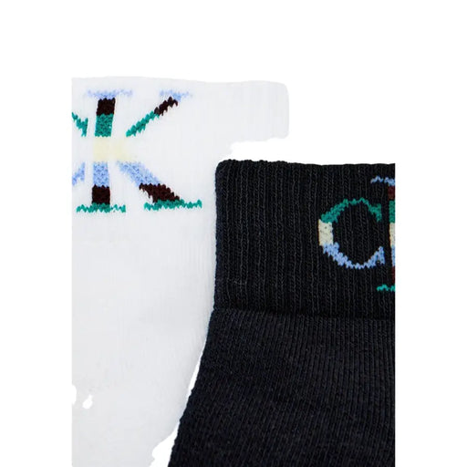Chaussettes en maille blanches et noires avec logo brodé coloré de la collection de sous-vêtements pour hommes Calvin Klein Jeans
