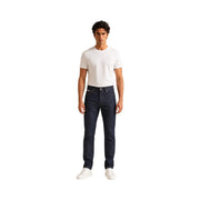 Calvin Klein Jeans Jean slim pour homme, bleu indigo foncé, coupe classique cinq poches, vue de face