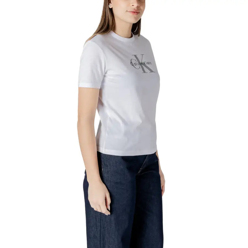 Calvin Klein coton blanc t-shirt avec le logo CK gris sur la poitrine