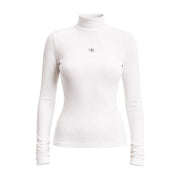 Pull à col roulé en maille de coton côtelée blanche à manches longues top avec un petit écusson logo Calvin Klein sur la poitrine pour femmes