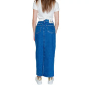 Back view of calvin klein jeans women’s blue cotton denim maxi skirt featuring classic pockets and white logo waistband