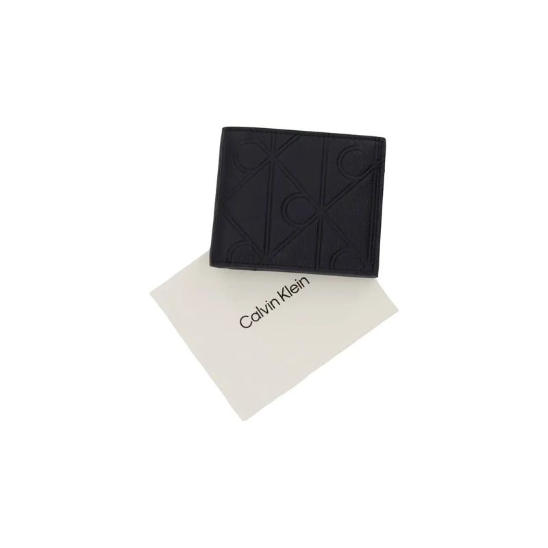 Calvin Klein men black leather zip wallet with embossed logo pattern in size W2 x H9 x L2 cm