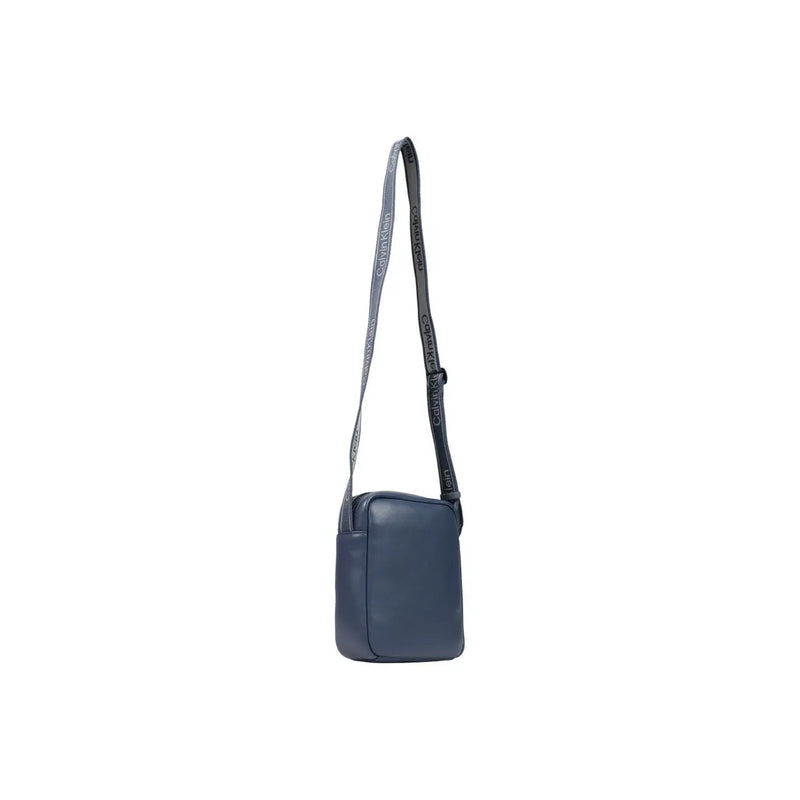 cuir bleu marine Calvin Klein Sac bandoulière homme à logo audacieux, bandoulière grise et noire griffée, largeur 18 cm