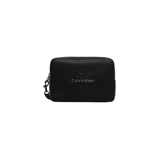 Calvin Klein Pochette homme noire rectangulaire en polyuréthane avec logo en relief et bandoulière chaîne amovible
