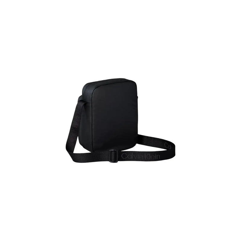 Noir Calvin Klein Sac bandoulière homme matelassé utilitaire style reporter, au design minimaliste et élégant, en tissu texturé, taille W16