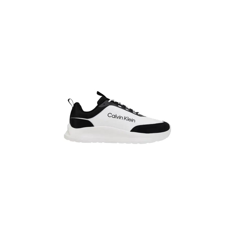 Calvin Klein Baskets pour hommes blanches et noires au design moderne et élégant, en polyester à lacets.