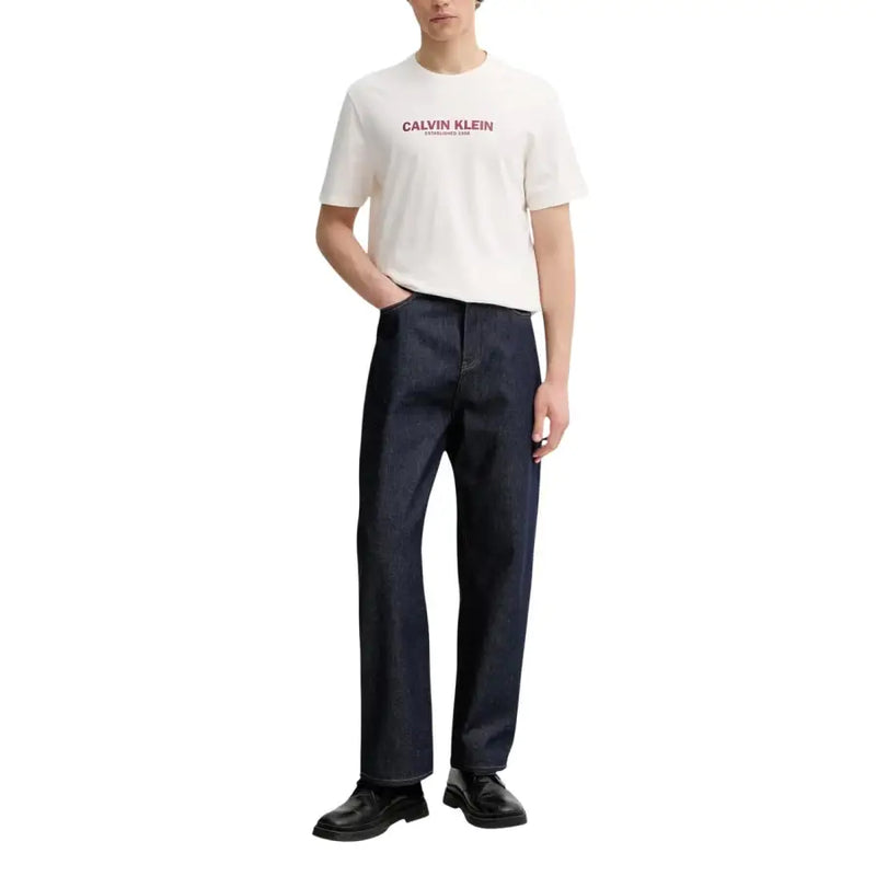 Calvin Klein hommes t-shirt en coton blanc avec logo rose et col rond classique