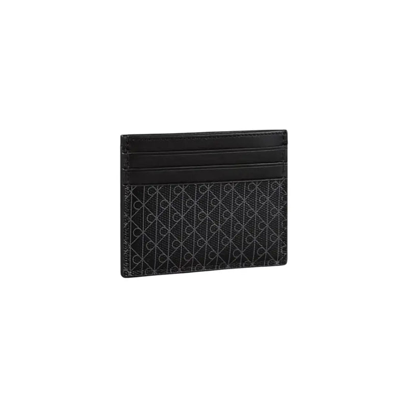 Portefeuille homme Calvin Klein en cuir noir avec porte-cartes et motif géométrique discret en relief.