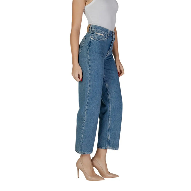 Calvin Klein Jean en coton bleu pour femme, taille haute, jambes larges, coutures classiques et étiquette de marque visible