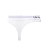 Calvin Klein string femme, lot de 2, blanc, en coton modal, avec ceinture élastique grise et logo noir (vue de face).