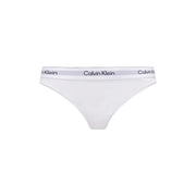 Calvin Klein Lot de 2 strings pour femme en coton modal blanc, ceinture grise et logo noir.