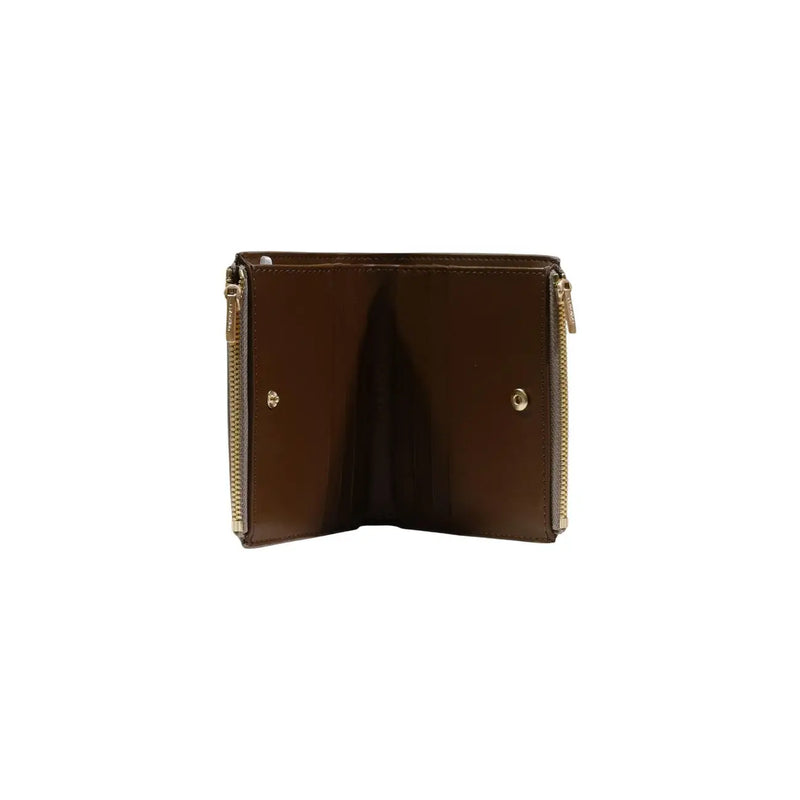 Portefeuille femme Calvin Klein en cuir verni beige et marron avec fermetures éclair dorées et clous métalliques 11,5 x 7,5 x 2 cm