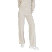 Pantalon choral beige crème à jambes larges pour femme, en maille de viscose mélangée, coupe souple et décontractée, idéal pour l'automne et l'hiver.