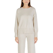 Pull en maille crème à manches longues, poignets et ourlet côtelés, de la collection de tricots beiges à col rond Choral pour femmes