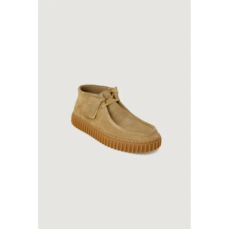Bottines chukka Clarks pour homme, en cuir beige et daim, à lacets, semelle en caoutchouc côtelé et lacets noués en nœud, pointure 3,5.