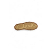 Mocassins Clarks pour homme en cuir beige, semelle en caoutchouc beige antidérapante et logo Clarks en relief