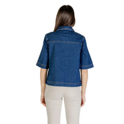 A classic blue short sleeve denim jacket with collar made of cotton for women