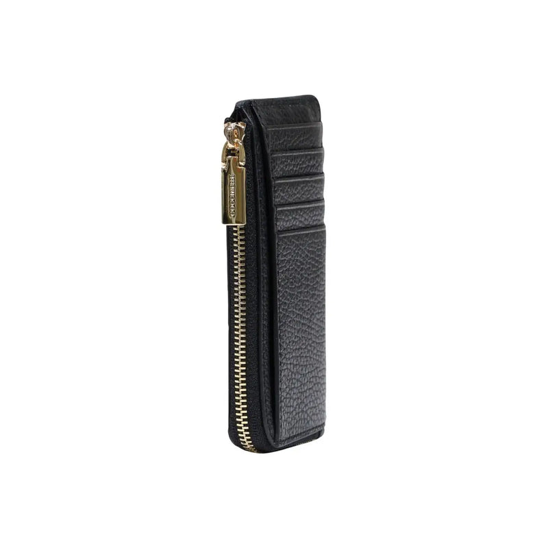 Porte-cartes en cuir noir texturé avec fermeture éclair et tirette dorées. Coccinelle collection de portefeuilles zippés en cuir pour femmes