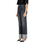 Jean Colcci pour femme en coton noir stretch, taille haute, pantalon en denim gris foncé à jambes larges avec ourlets roulés