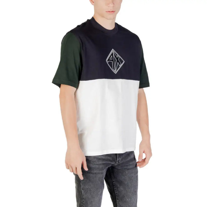 Color-blocked short-sleeve T shirt with logo displayed in a product image
