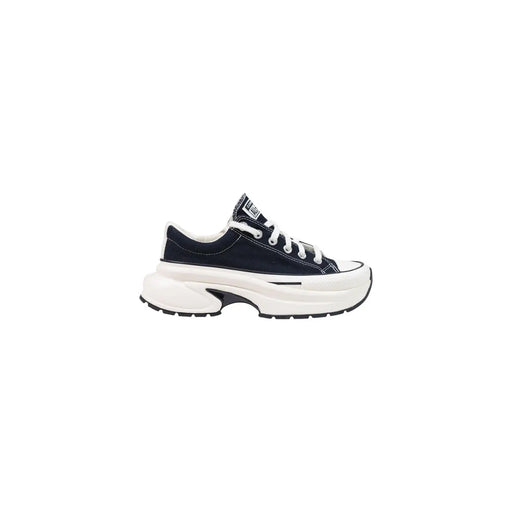 Converse Baskets de course Star Crush pour femmes, en textile noir, avec une tige en toile noire, une semelle épaisse en caoutchouc blanc et des lacets noirs.