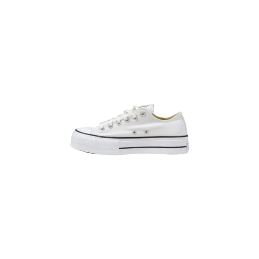 Converse Baskets à plateforme pour femmes, en tissu blanc avec tige en toile blanche, semelle en caoutchouc noir et détails de coutures classiques