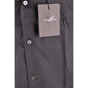 Chemise habillée pour homme Costume National en coton gris foncé à manches longues, avec boutons argentés et étiquette de marque visible.