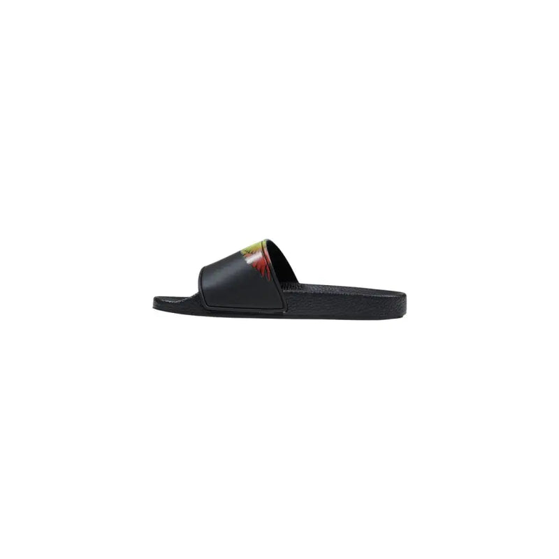 Sandales à enfiler pour homme County of Milan en caoutchouc synthétique noir avec un motif de flammes éclatant sur la bride