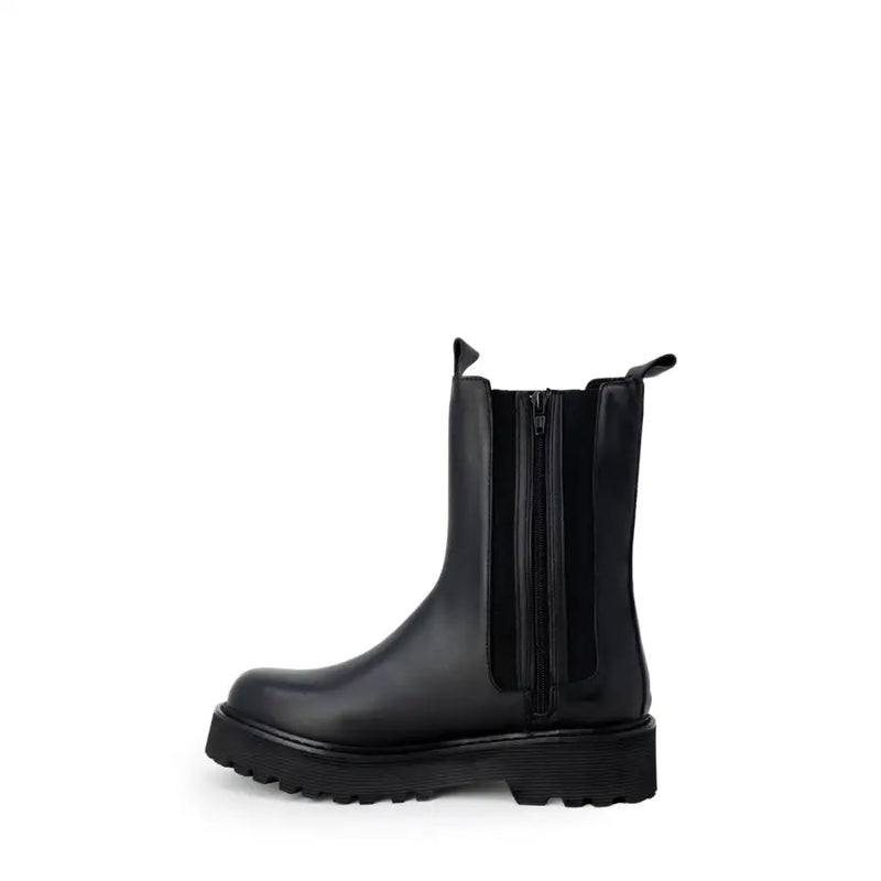 Cult Black Leather Chelsea Ankle Boots with Chunky Sole and Zipper