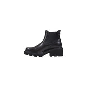Cult black leather Chelsea ankle boots with chunky heel and elastic panels
