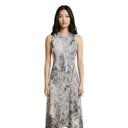 Robe longue sans manches grise imprimée Desigual à motif abstrait