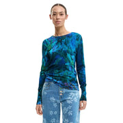 Pull Desigual pour femme, bleu floral, manches longues, col rond, orné d'un motif tie-dye bleu et vert éclatant.