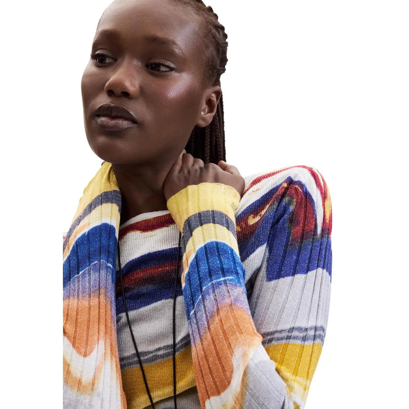 Pull Desigual pour femme en maille viscose bleue, cardigan côtelé aux rayures horizontales jaunes, bleues, oranges et blanches éclatantes.