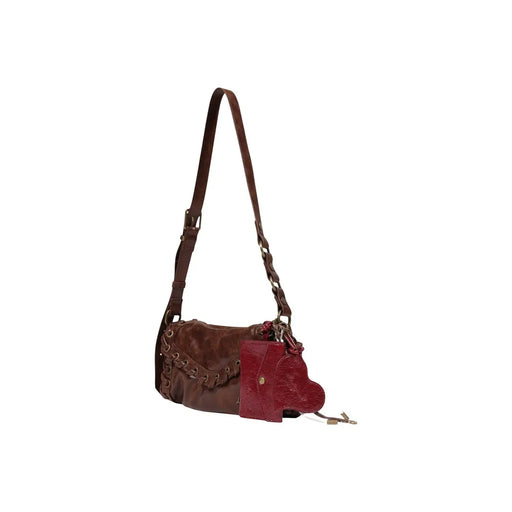 Sac bandoulière Desigual pour femme en similicuir marron avec finition texturée vieillie et détails décoratifs de bandoulière chaîne.