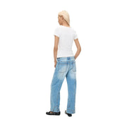 Jean en denim de coton délavé clair de Desigual pour femme, coupe ample et décontractée, couleur bleue.