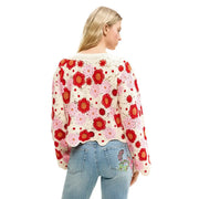 Pull Desigual pour femme, en maille beige mélangé coton à motif floral, avec des fleurs crochetées rouges et roses éclatantes et des bords festonnés.