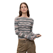 Pull court à manches longues en maille de coton gris Desigual pour femme top avec des rayures ondulées grises, roses et blanches