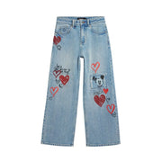 Jean Desigual pour femme en denim de coton bleu clair avec des cœurs rouges et un écusson Mickey Mouse sur la cuisse