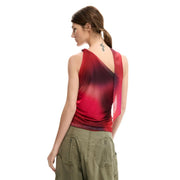 Desigual femmes top rouge sans manches à une épaule top montrant le dégradé rouge et noir vibrant qui s'écoule de manière asymétrique à l'arrière