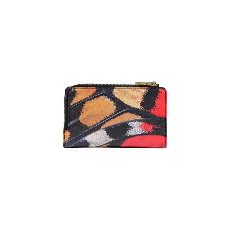 Portefeuille Desigual pour femme, petit modèle noir à fermeture éclair, orné d'un motif papillon vibrant et de détails dorés sur la fermeture éclair.