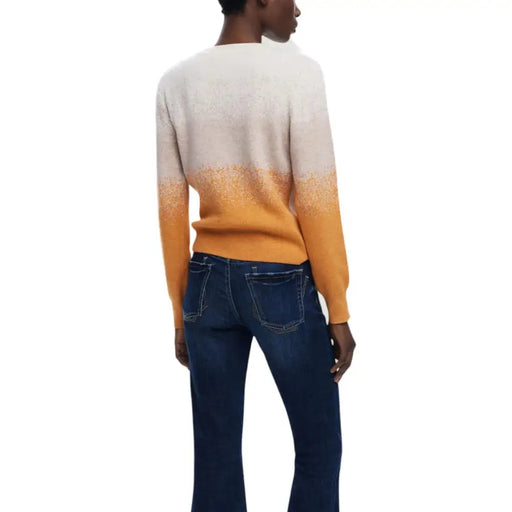 Pull Desigual beige à manches longues en maille dégradée blanc-orange pour femme