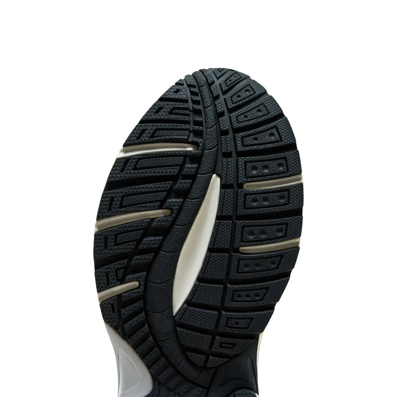 Semelle extérieure en caoutchouc noir avec semelle intermédiaire blanche et motif de semelle complexe. diadora Baskets grises pour homme Mythos Star en cuir mélangé